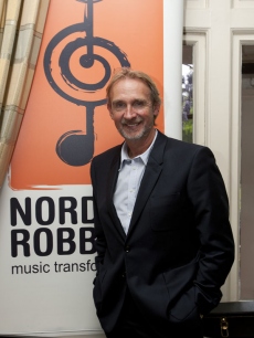 Mike Rutherford Nrgd 561.jpg